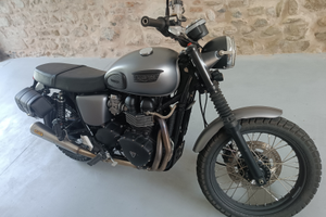 Triumph scrambler 900