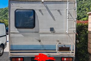 Camper mansardato 6 posti