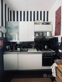 Cucina completa Meson’s Cucine - bianco & inox