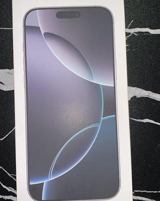 : iPhone 16 Pro Max.