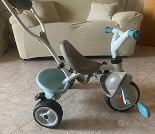 triciclo passeggino