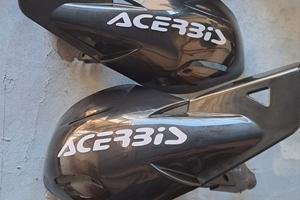 Paramani acerbis