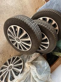 Cerchi e gomme invernali Mitsubishi space star