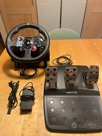 Logitech Volante e pedaliera G29 driving force