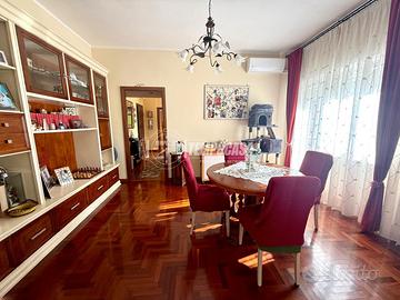 BILOCALE CON BALCONE