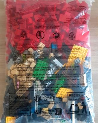 2 chili di mattoncini Lego originali