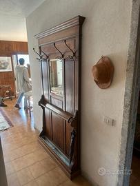 Attaccapanni in legno massello con specchio