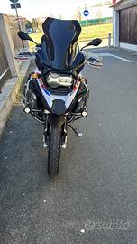 deflettore di color nero per BMW R 1250 e ad