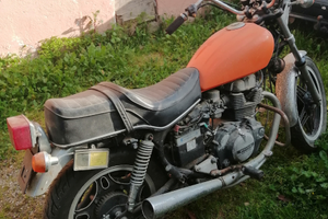 Honda cm 400