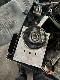 Centralina pompa ABS Audi TT 1.8 motore APP 2001