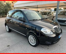 Lancia Ypsilon 1.2 69 CV Unyca