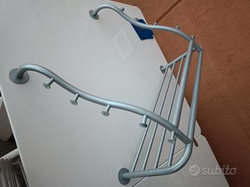 logga Ikea porta abiti