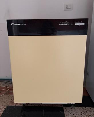 Lavastoviglie Candy Brava CDSN 1L350PB da incasso