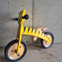 Bicicletta senza pedali