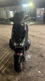 Aprilia sr50