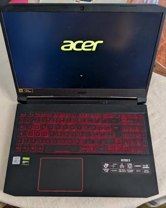 PC portatile da gaming o per software pesanti