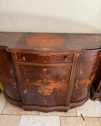 Credenza Bombata Anni 50 Radica di Noce Intarsiata