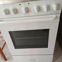 cucina elettrica 4 fuochi e forno