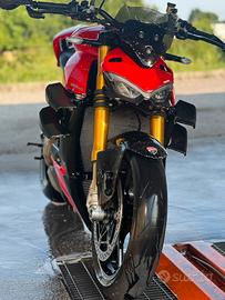 Ducati streetfighter v4s