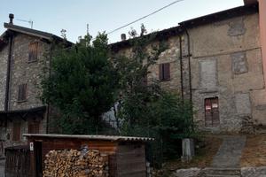 Casa indipendente da ristrutturare