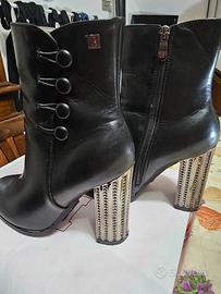 stivaletti Laura biagiotti nero 38