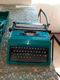 Macchina da scrivere Olivetti