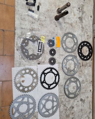 corone e pignoni per Yamaha, kawasaki e Suzuki 