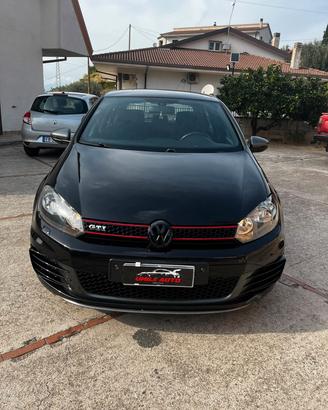Volkswagen Golf GTI 2.0 TSI DSG 5p.