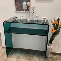 Mobile moderno in plexiglas e alluminio