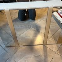 Specchio bagno con presa elettrica e luci