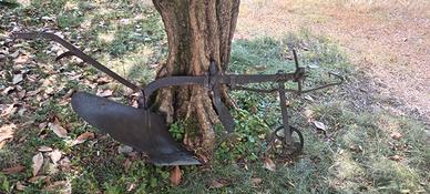 attrezzi agricoli storici