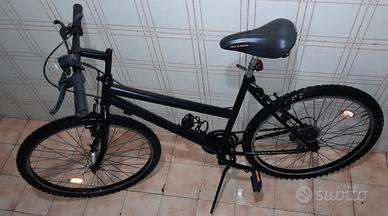 Bicicletta Liberati.
Cambio Shimano 1x6.