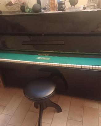 Pianoforte a muro Benarus