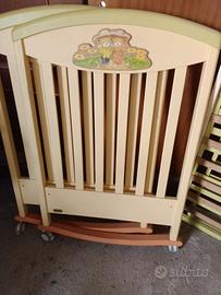 lettino per neonato con cassettino