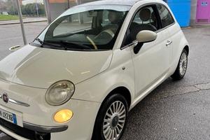 Fiat 500 Lounge edition