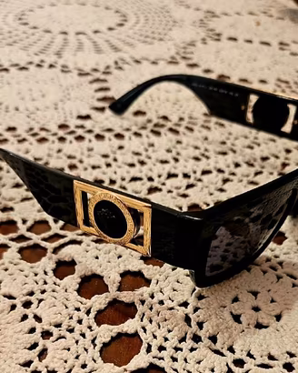 Occhiali da sole Versace