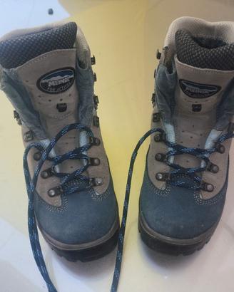 Pedule da trekking donna n. 7
