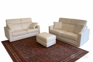 Salotto Poltrone&Sofà in pelle bianca con letto