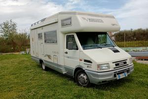 Camper Mobilvetta Icaro S5 su Iveco DAILY 52000 km