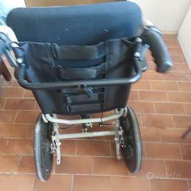 Carozzina a rotelle basculante BLANDINO