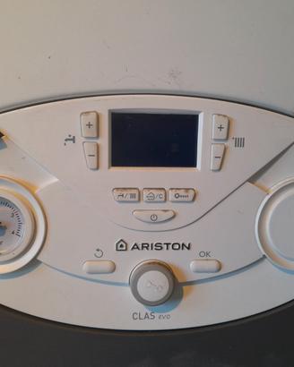 CALDAIA GAS ARISTON RISCALDAMENTO E ACQUA CALDA