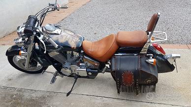 Honda Shadow VT750C 2004