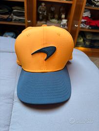 Cappello McLaren F1 nuovo mai usato comprato in uk