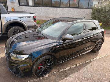 Audi A1 Sportback 40 TFSI S tronic S line edition