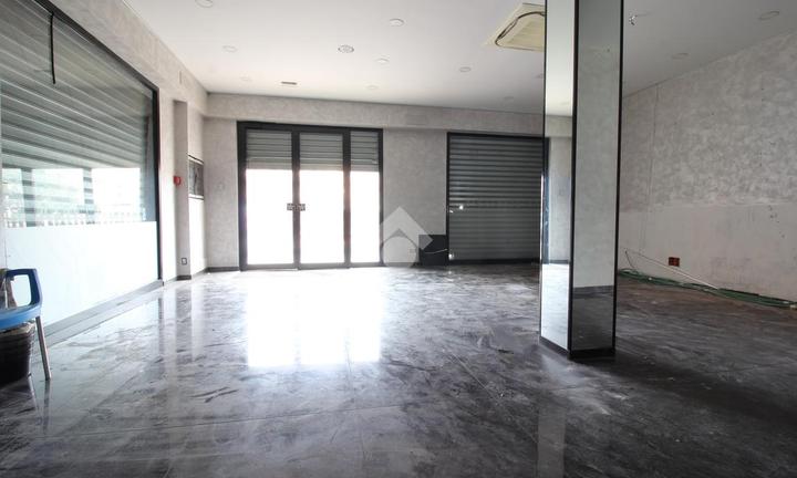 NEGOZIO A FONTE NUOVA