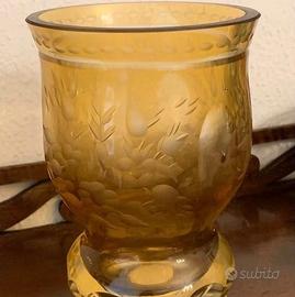 Vaso a bicchiere decorativo vetro giallo molato