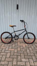 Bicicletta BMX
