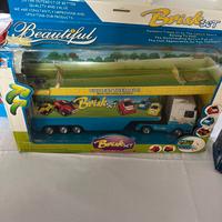 Camion giocattoli in stock