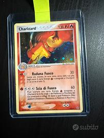 Carte pokemon charizard