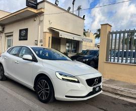 VOLVO V40 D2 120CV Plus